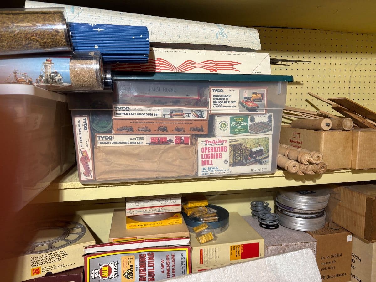 Chicago Estate Sale (west of midway) Giant Size !! photo 6