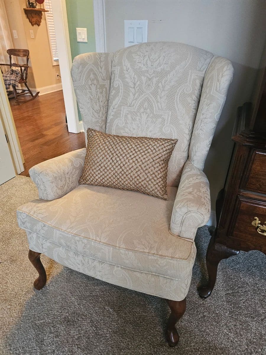 Powder Springs Beautiful Décor, Vintage Finds & More! Presented by Powers Estate Sales photo 11