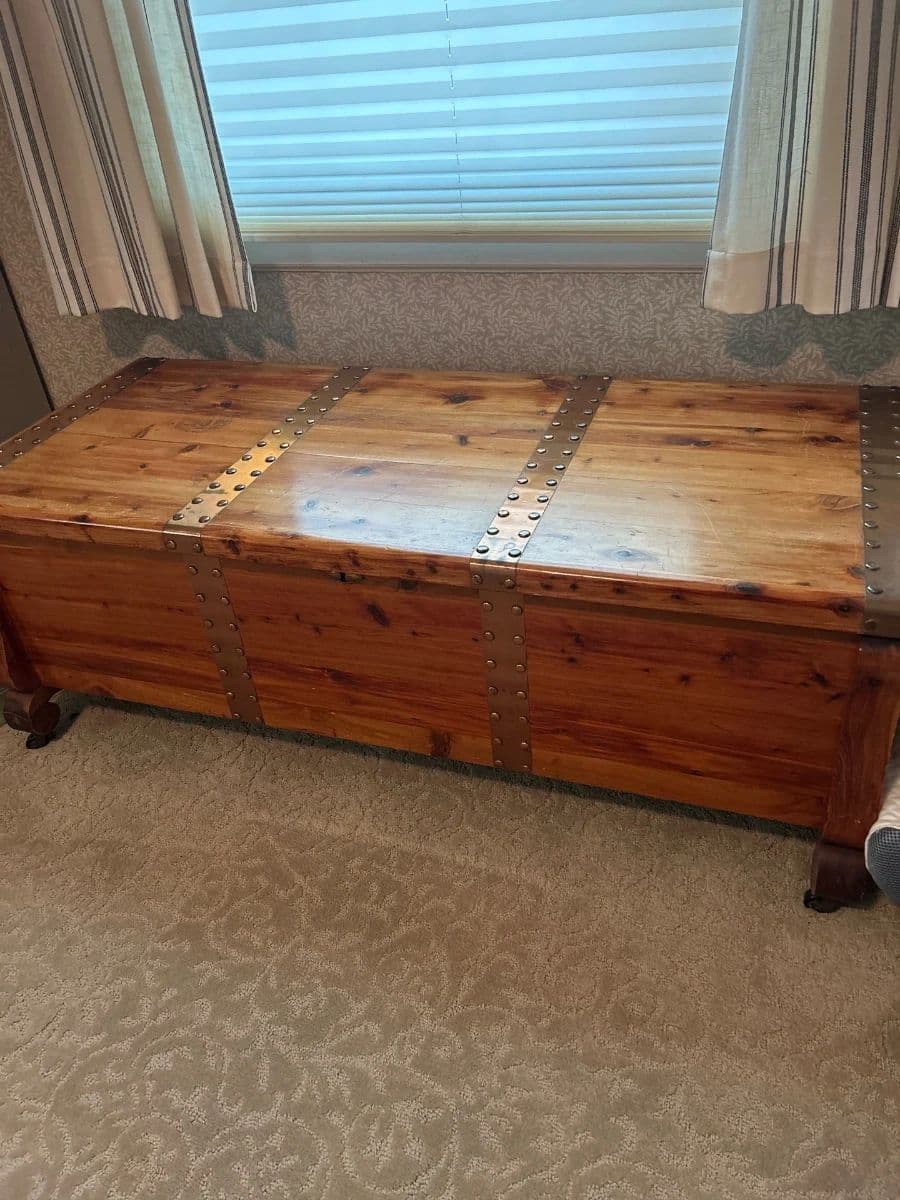 Blue Moon Estate Sales/Hastings, MN photo 7