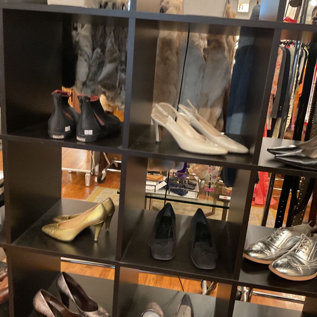 A Love Story for Your Closet: Our Division Store & Chih-Chic (50% off) photo 3