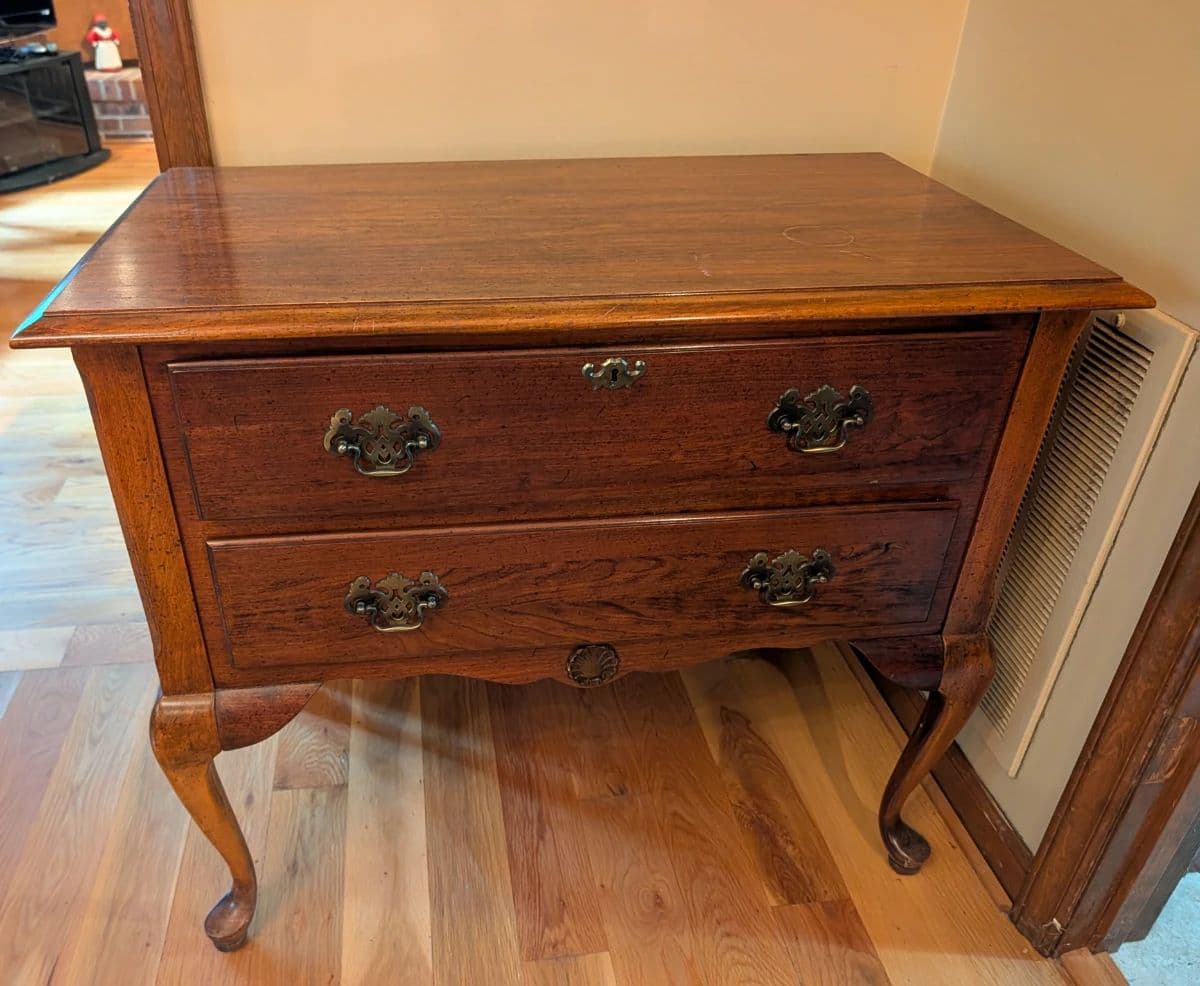 Estate of Attorney Burt English - Shelbyville Sale photo 8
