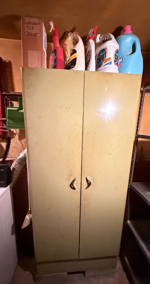 "Eclectic Collection" of MCM, Vintage & Antique Items at this Burbank Estate! photo 2