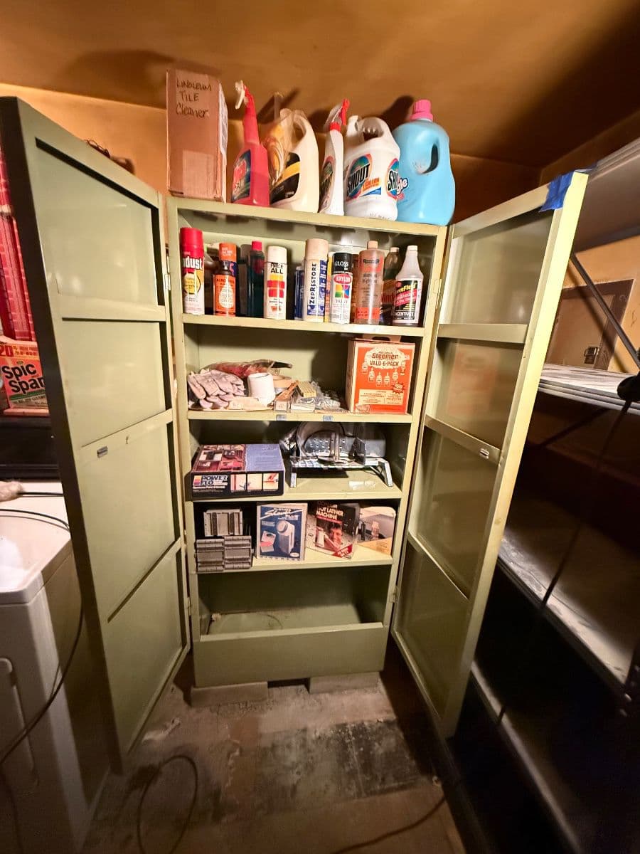 "Eclectic Collection" of MCM, Vintage & Antique Items at this Burbank Estate! photo 3
