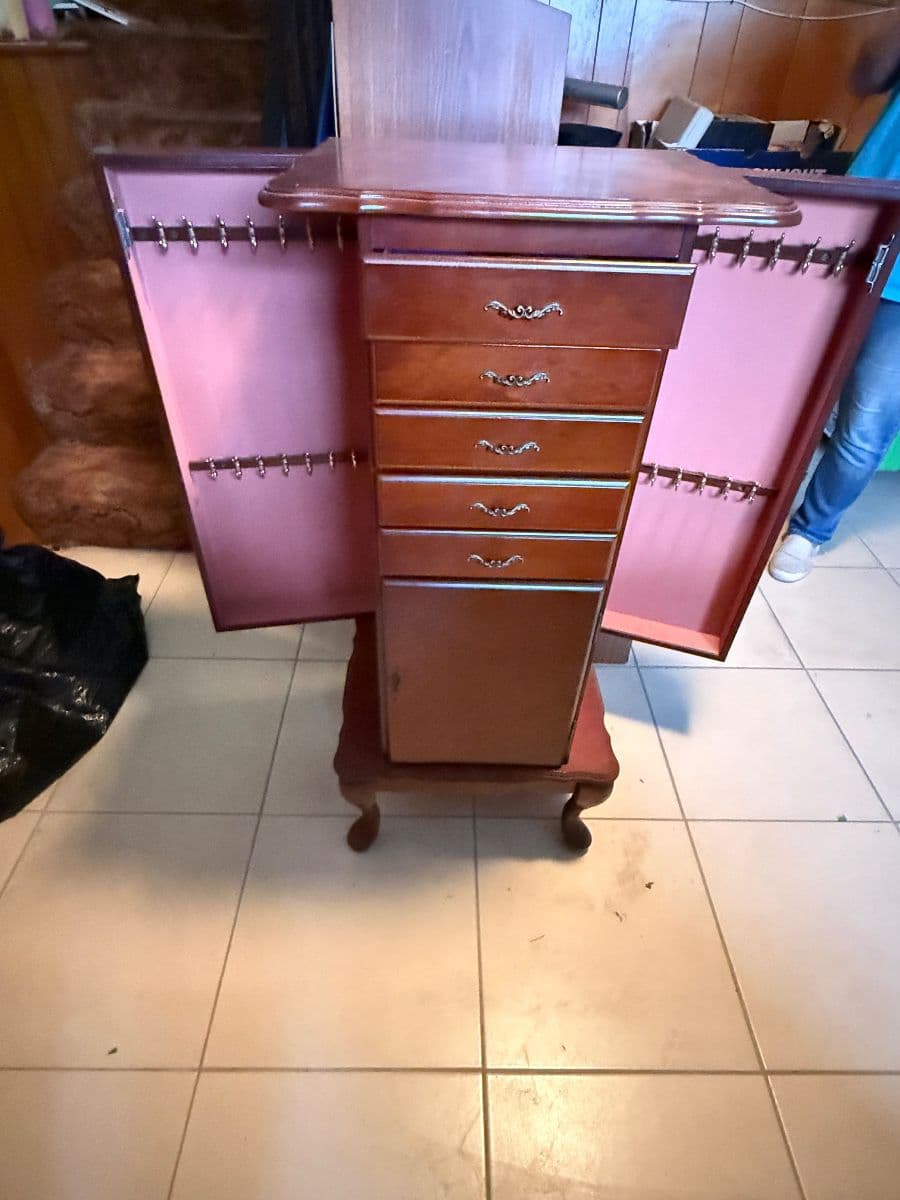 "Eclectic Collection" of MCM, Vintage & Antique Items at this Burbank Estate! photo 4