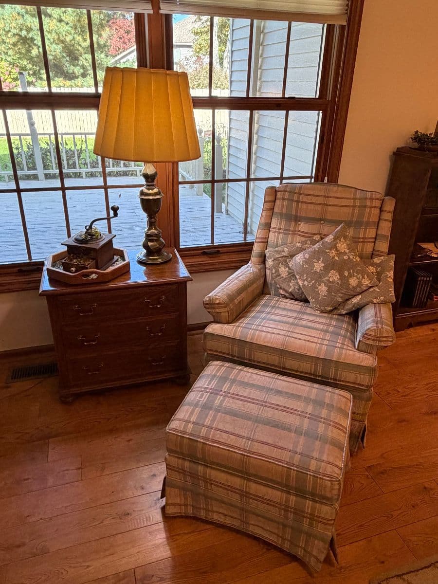 90s Time Capsule "Country Cottage" Estate Sale! photo 4