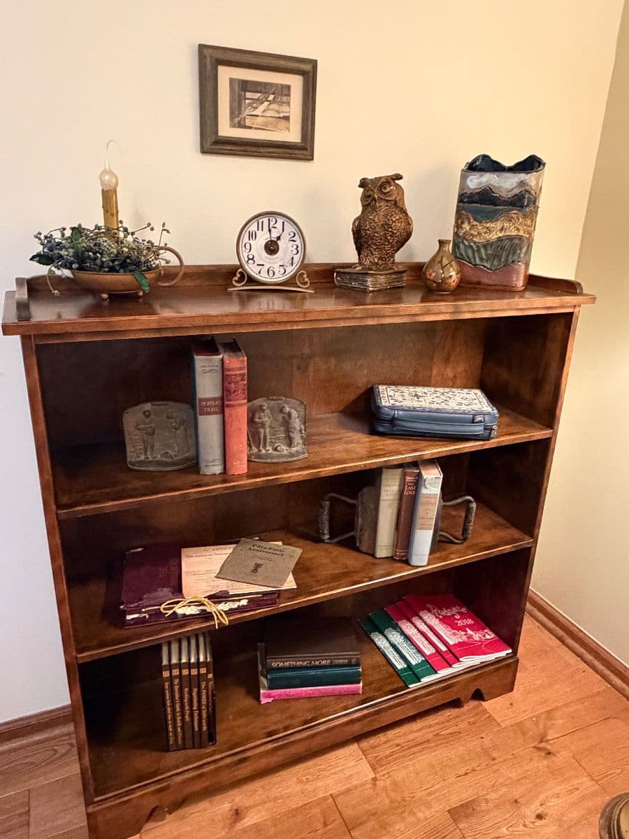 90s Time Capsule "Country Cottage" Estate Sale! photo 3