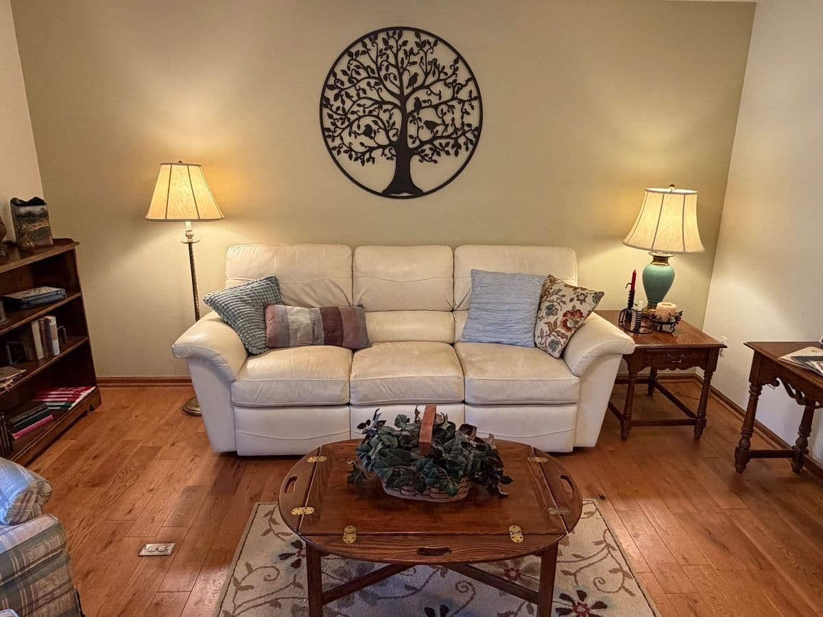 90s Time Capsule "Country Cottage" Estate Sale! photo 1