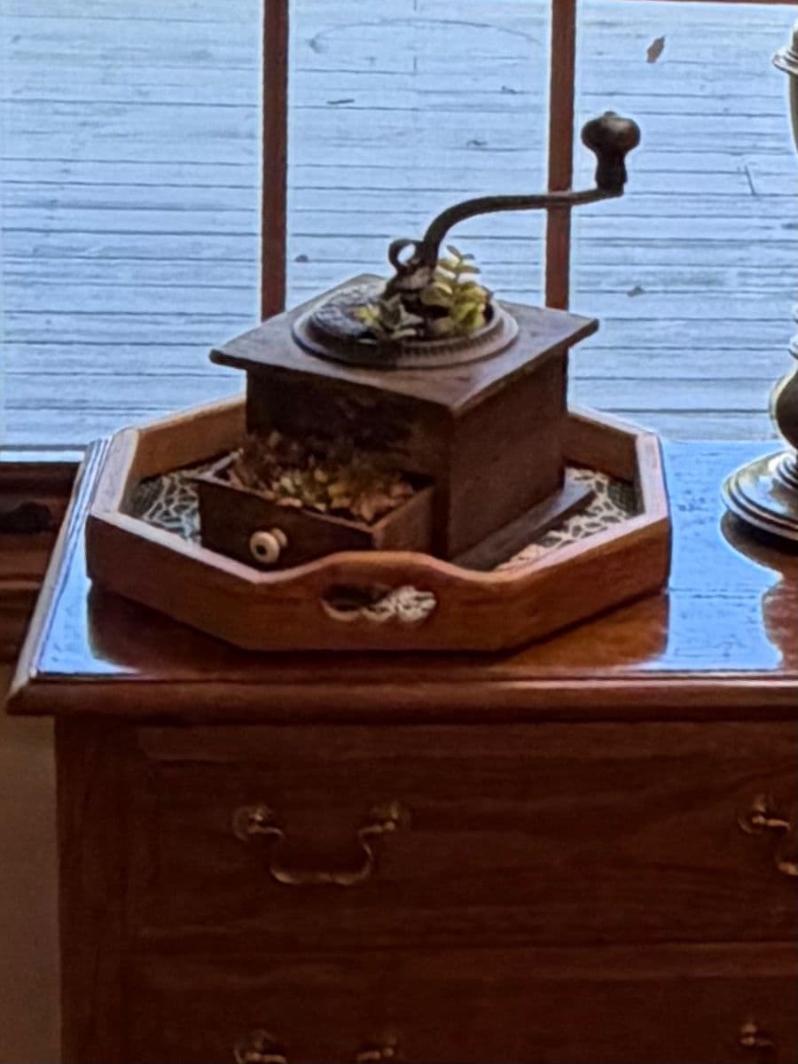 90s Time Capsule "Country Cottage" Estate Sale! photo 5