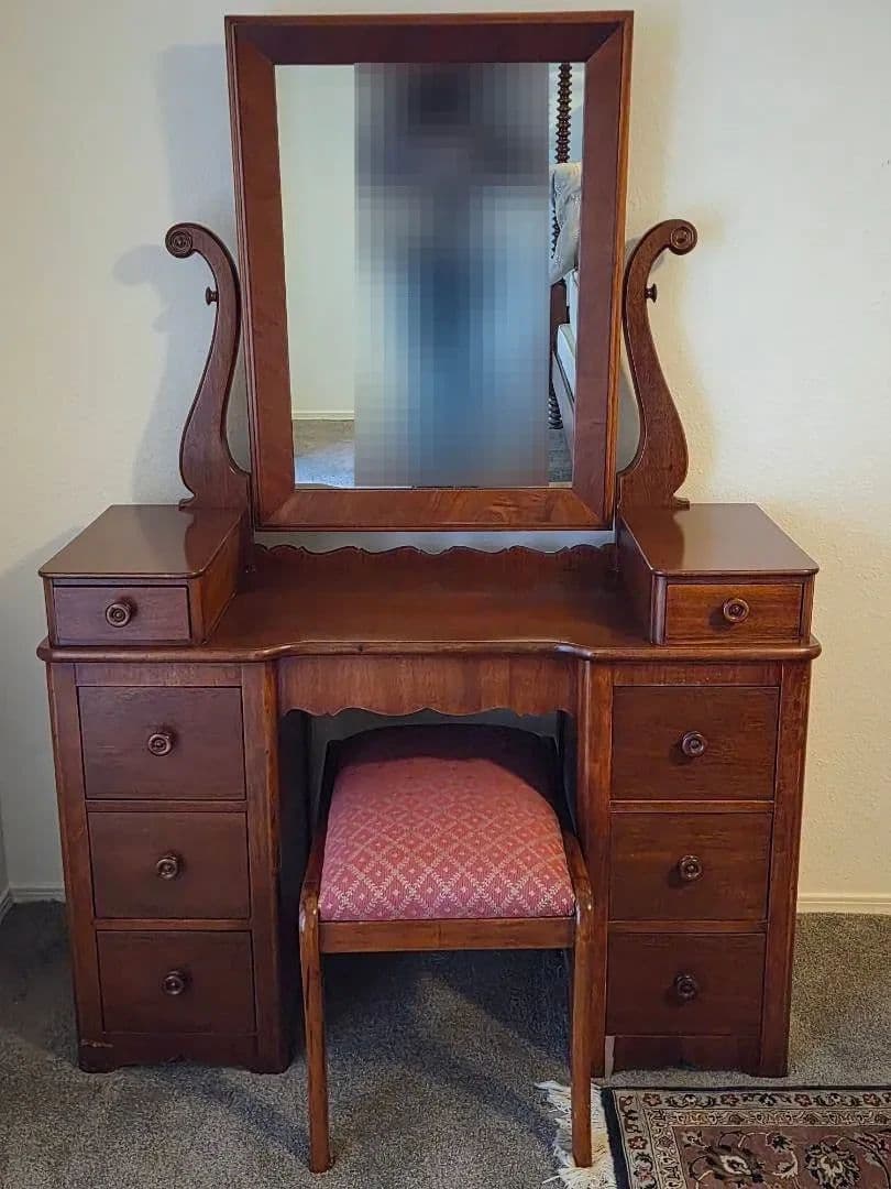 Short Sell Northwest Austin Estate Art & Home Treasures Auction photo 2