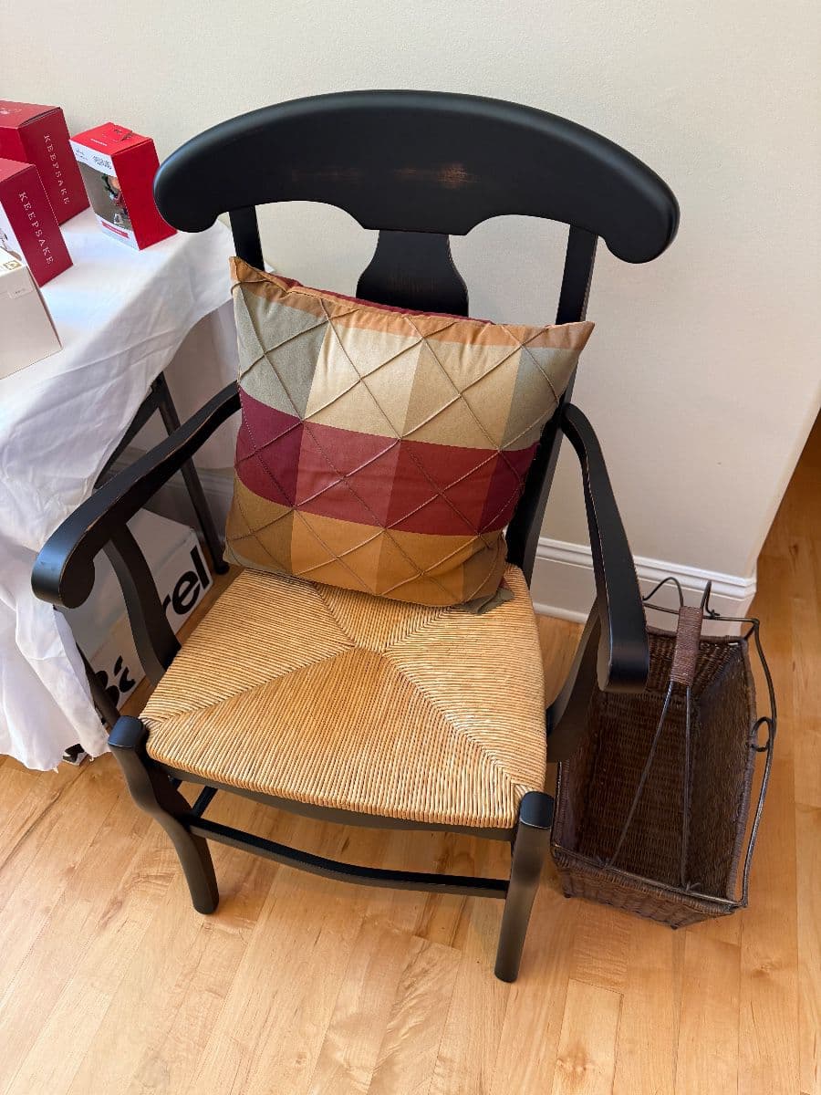 Mint Furnishings At Lake Norman Home Of Phillip Morris Executive photo 9