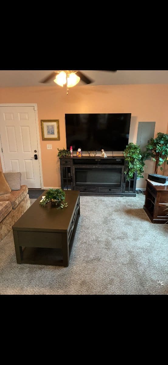 Small but mighty sale in Dalton! photo 4