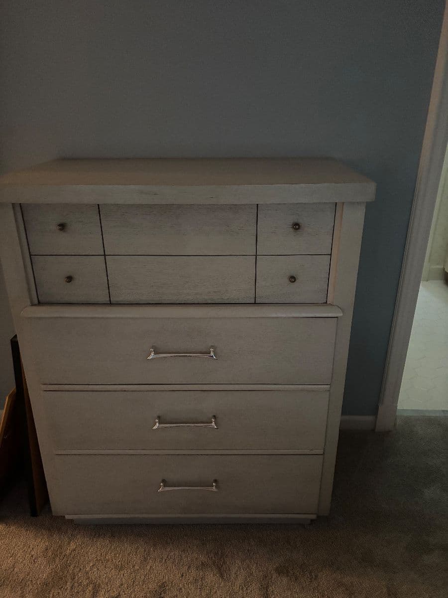 JOAN AND DAVID ESTATE SALE photo 8