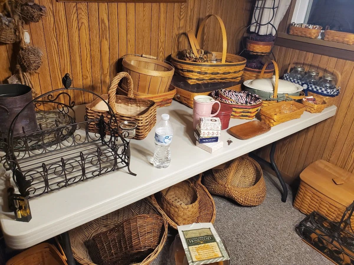 JC's House of Clutter - Vintage, Longaberger, Quilts, Crocks and more! photo 9