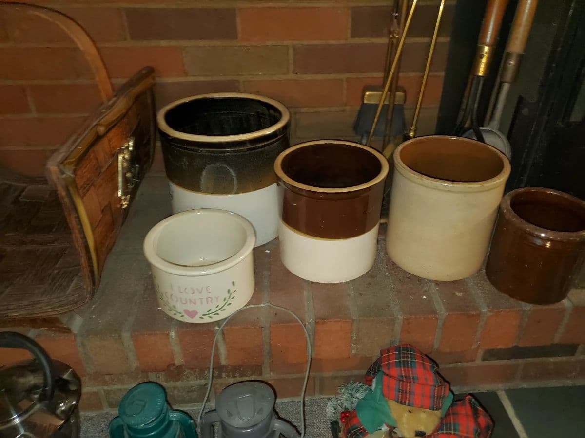 JC's House of Clutter - Vintage, Longaberger, Quilts, Crocks and more! photo 3
