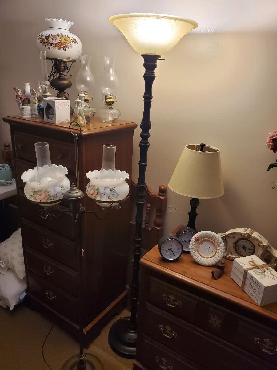 JC's House of Clutter - Vintage, Longaberger, Quilts, Crocks and more! photo 12