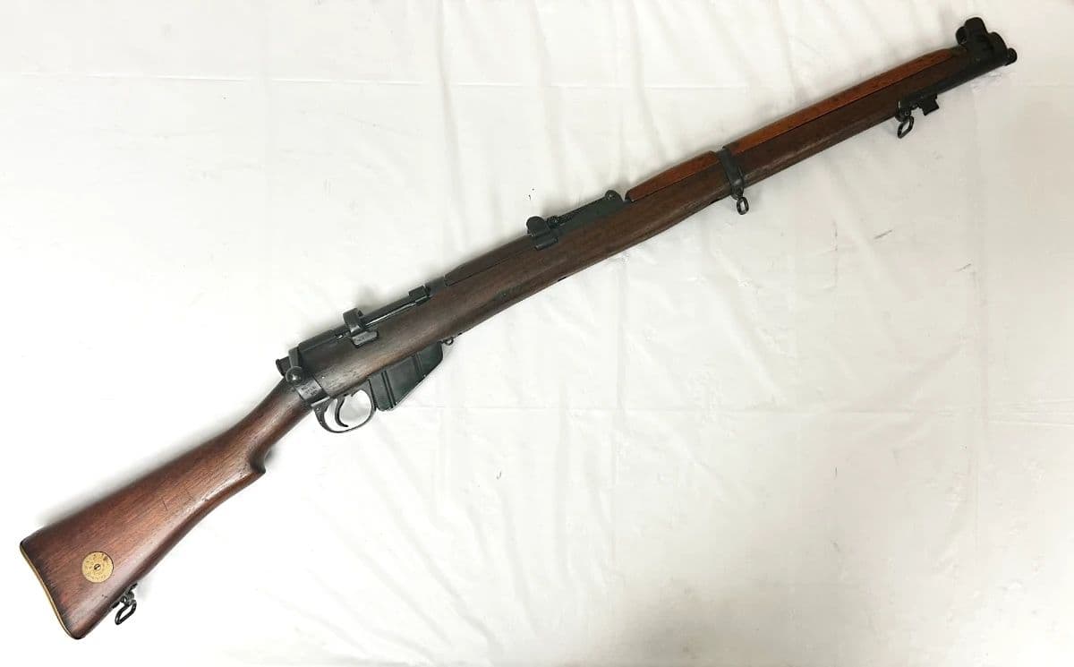 Military & Wartime Collection – Rifles, Handguns, Bayonets, Helmets & Memorabilia photo 2
