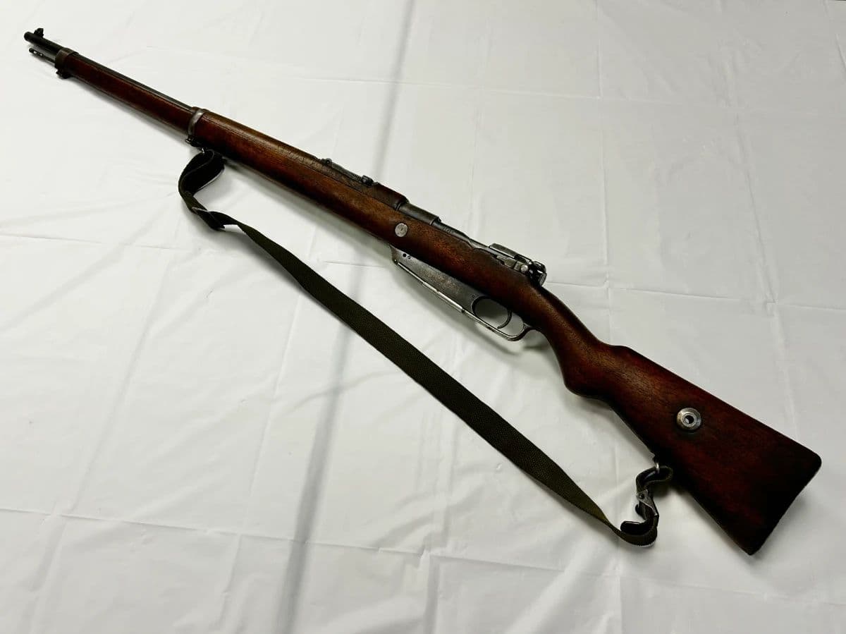 Military & Wartime Collection – Rifles, Handguns, Bayonets, Helmets & Memorabilia photo 10