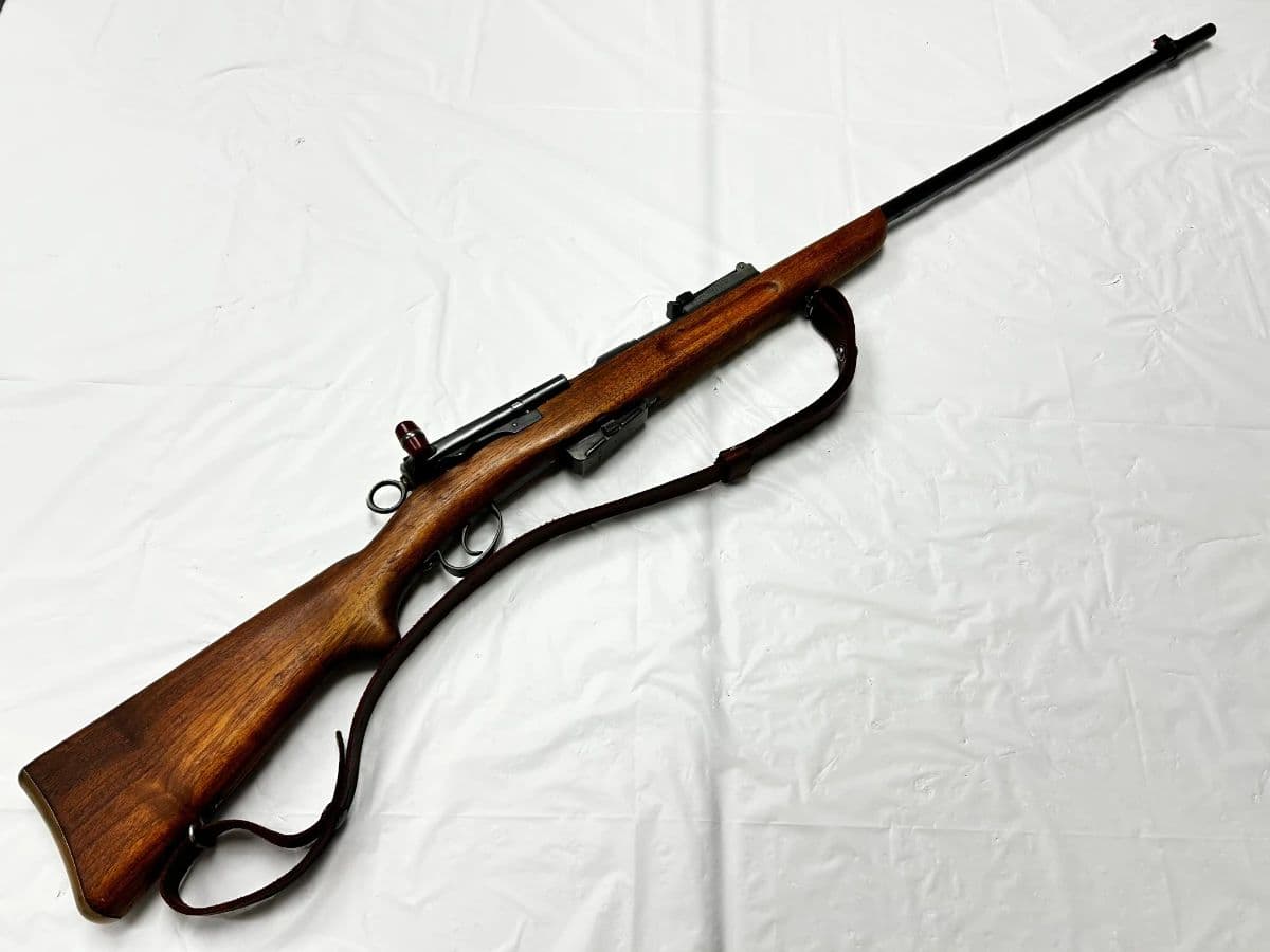 Military & Wartime Collection – Rifles, Handguns, Bayonets, Helmets & Memorabilia photo 9