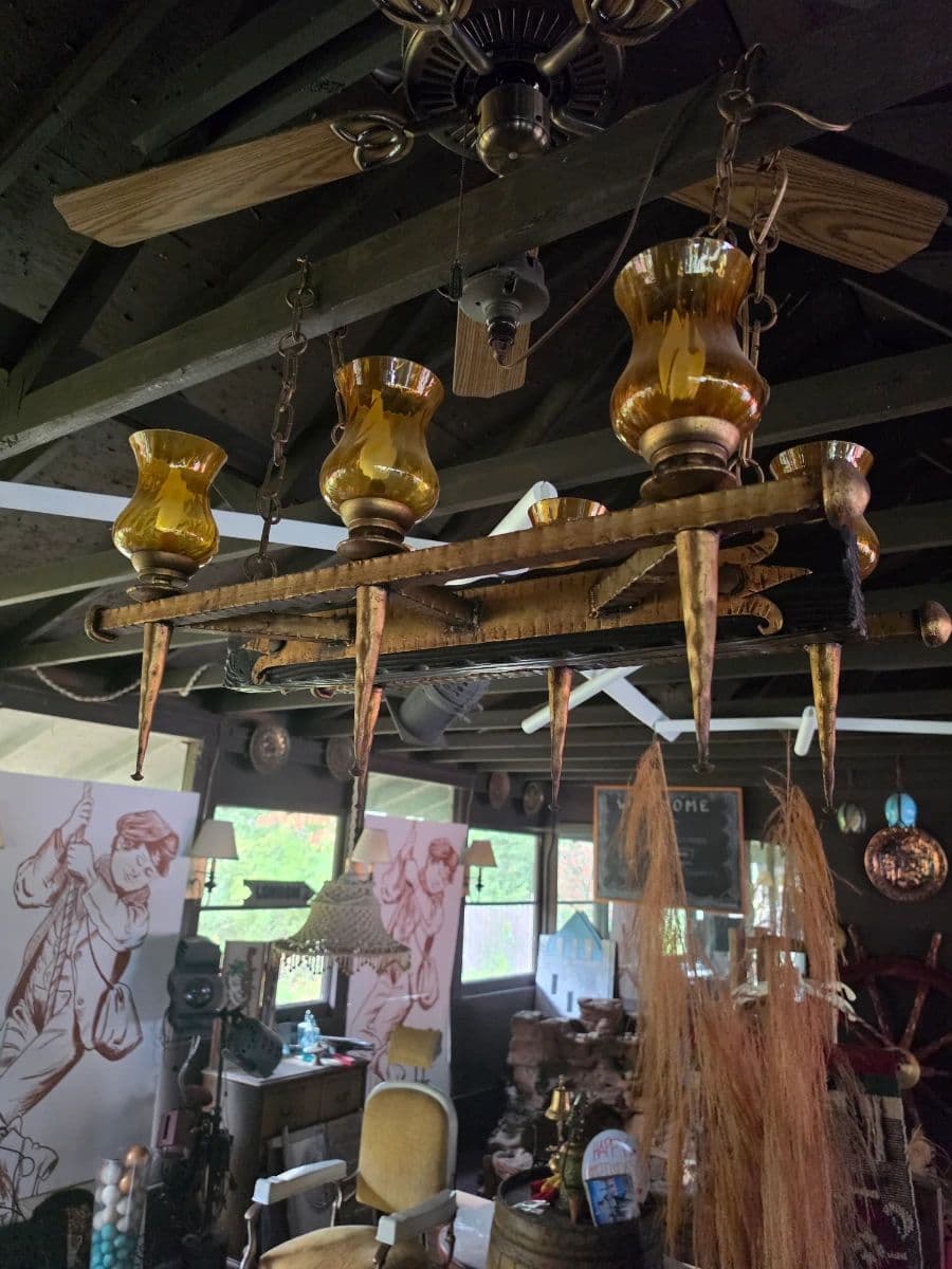 Kellie's Blue Moon Estate Sale in Pinckney photo 6