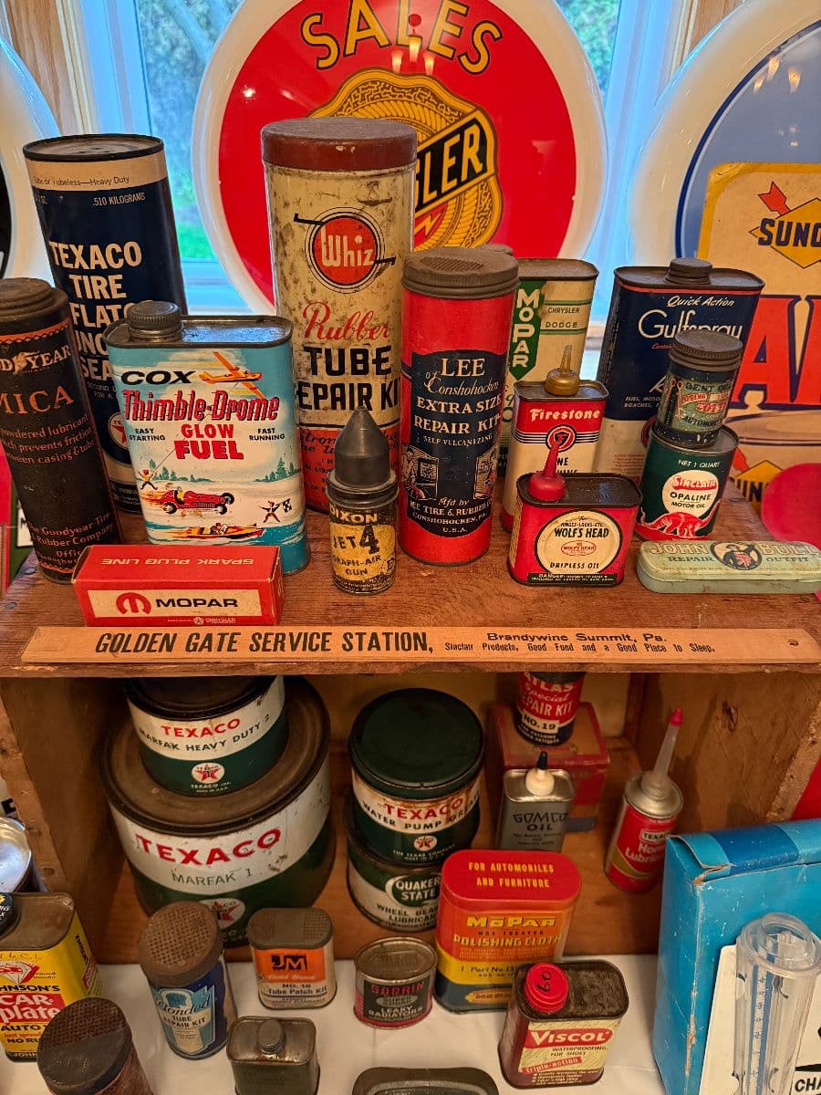 FARMINGTON HILLS HOT ROD GAS & OIL COLLECTIBLE SALE photo 10