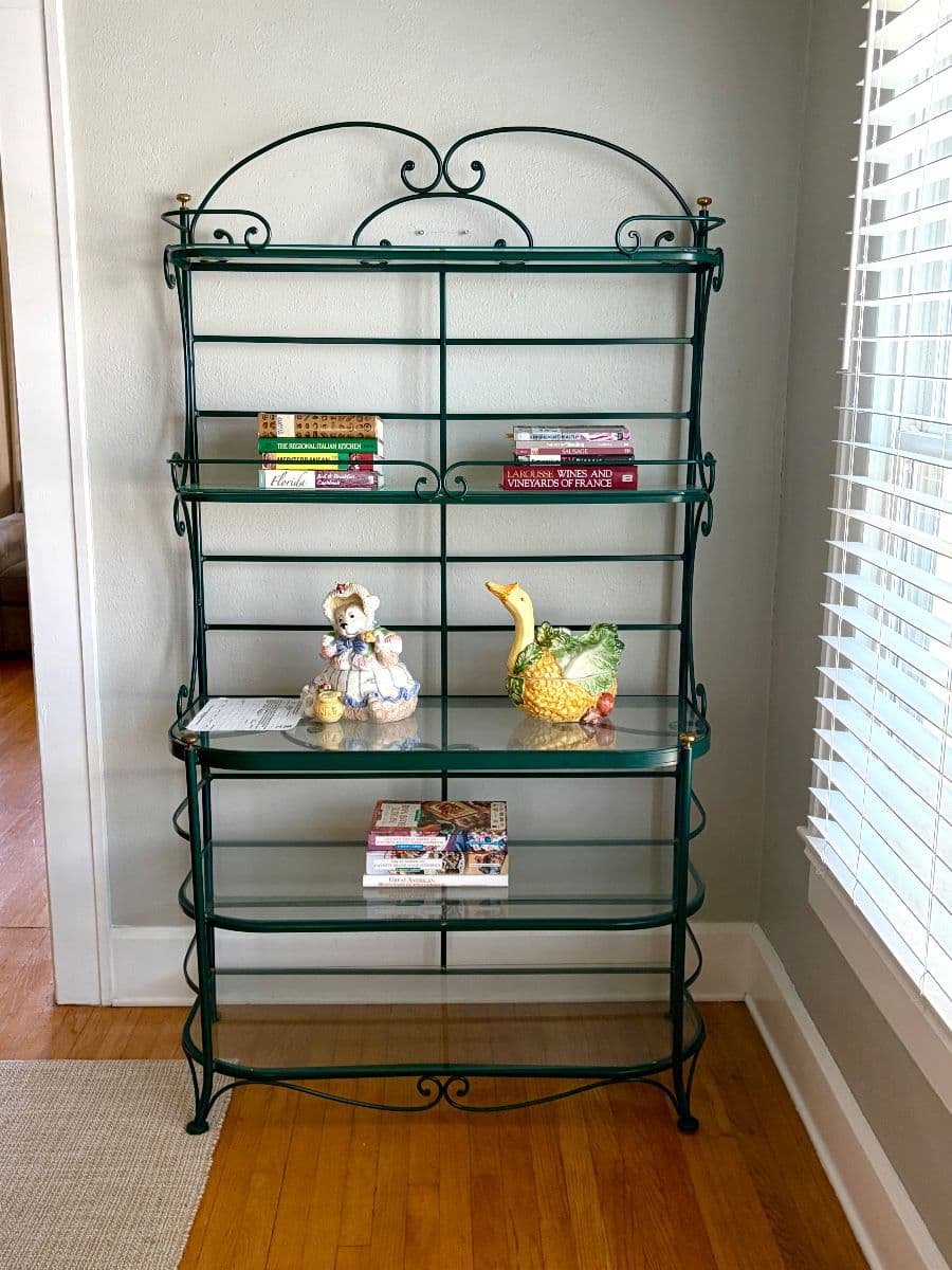 Castaway Has A Beautiful Sale in St. Pete! photo 9