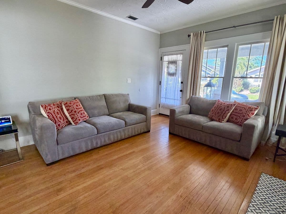 Castaway Has A Beautiful Sale in St. Pete! photo 2