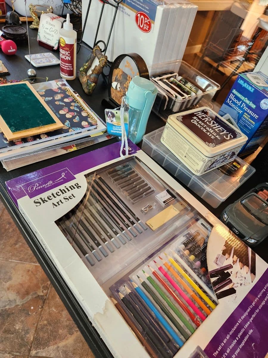 That Gal Estate Sales and Service photo 4
