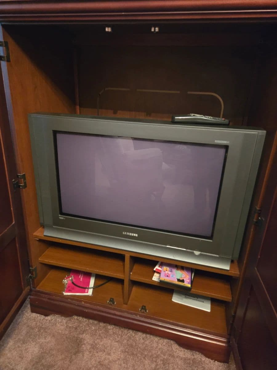 The Antique Mall of Warner Robins photo 9
