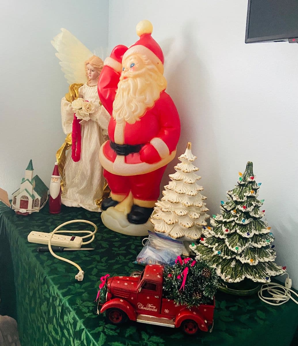 Something for everyone in Pelican Bay photo 5