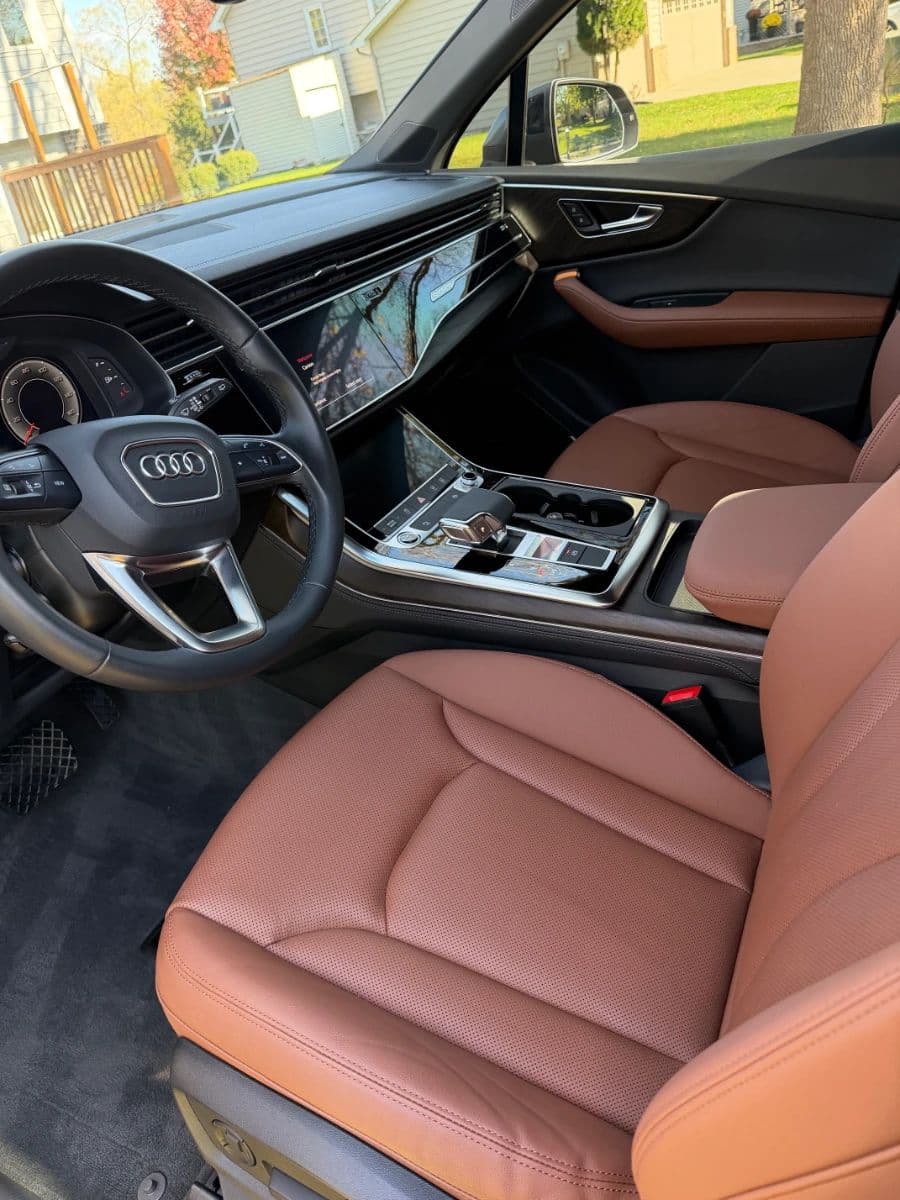 Low Mileage 2023 Q7 Audi, Jewelry, Typewriters, Antiques, Video Games, and More! photo 9