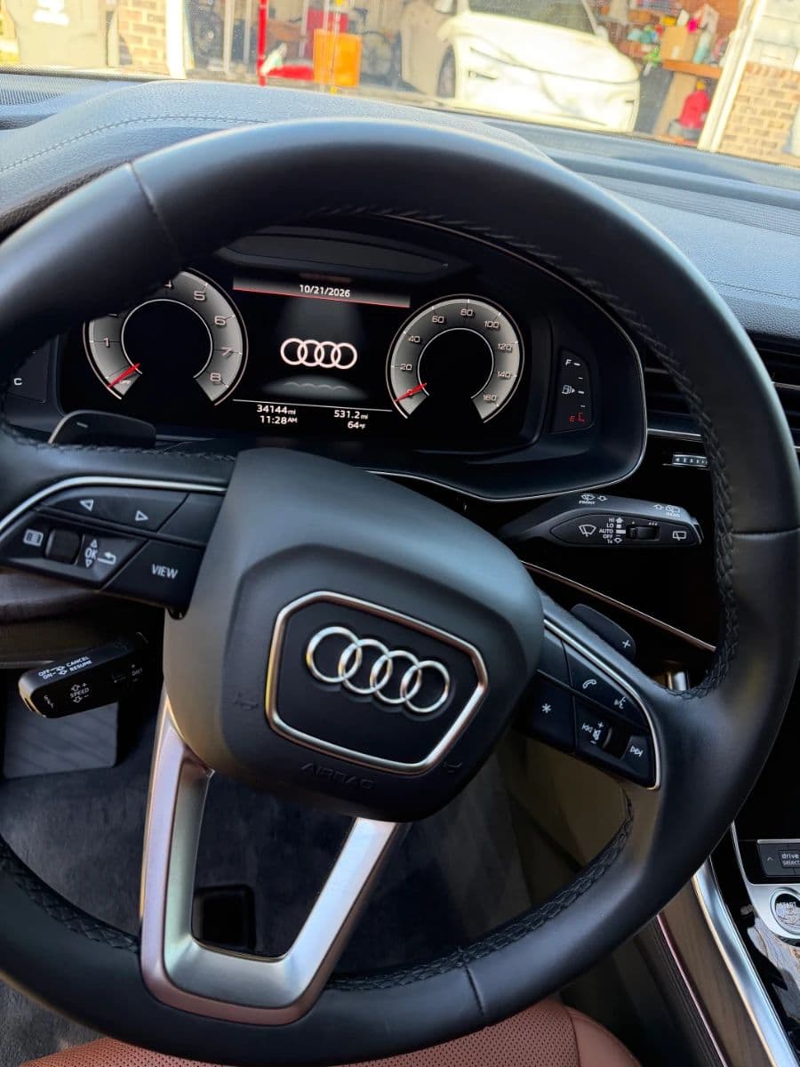 Low Mileage 2023 Q7 Audi, Jewelry, Typewriters, Antiques, Video Games, and More! photo 8