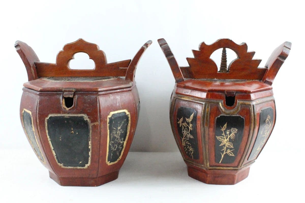 Distinct Antiques, Ceramics, Jewelry, Art & More Auction photo 5