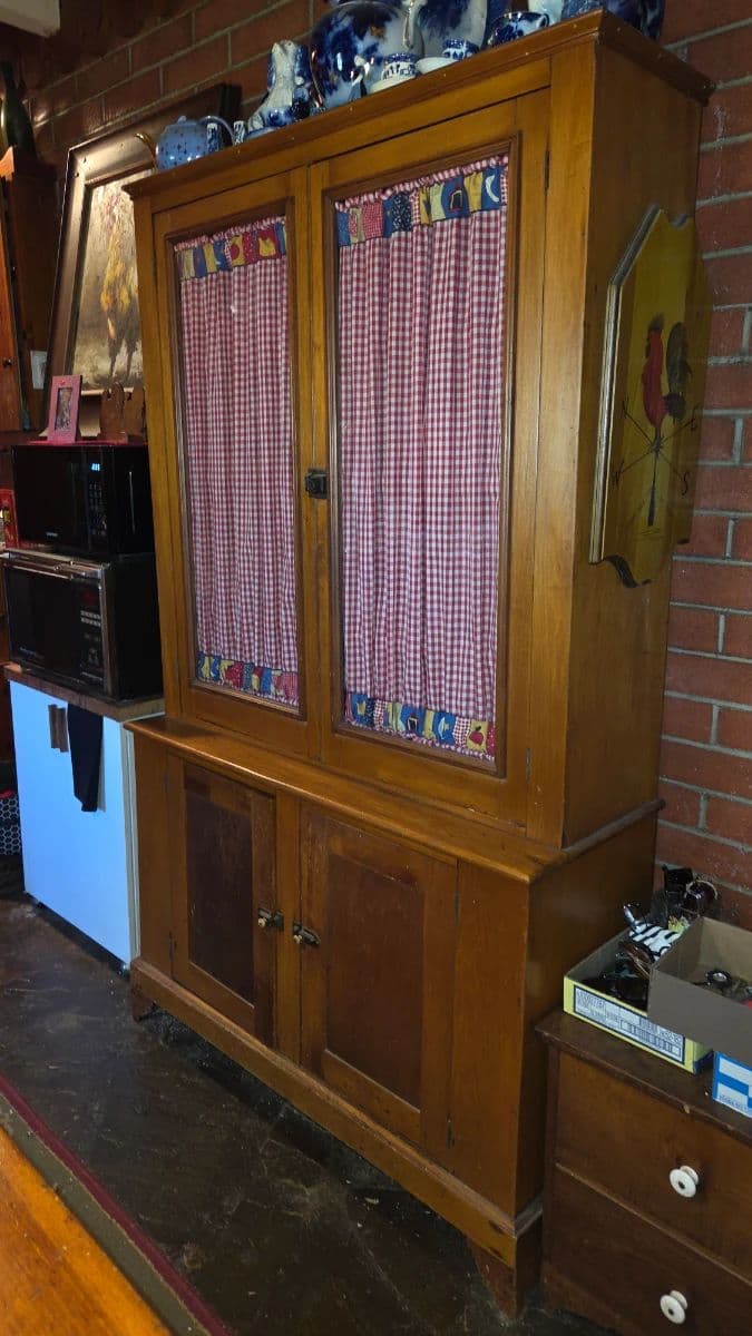 ESTATE SALE APPOINTMENT ONLY ON FRIDAU IN NORWICH photo 1