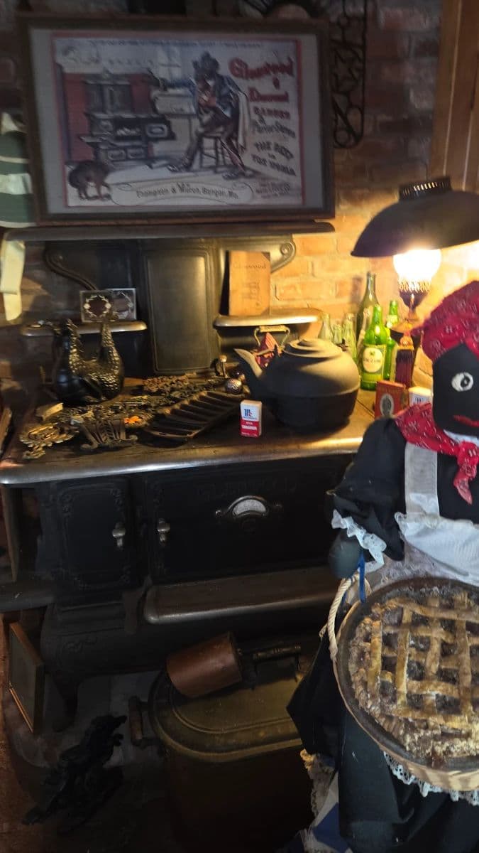 ESTATE SALE APPOINTMENT ONLY ON FRIDAU IN NORWICH photo 5