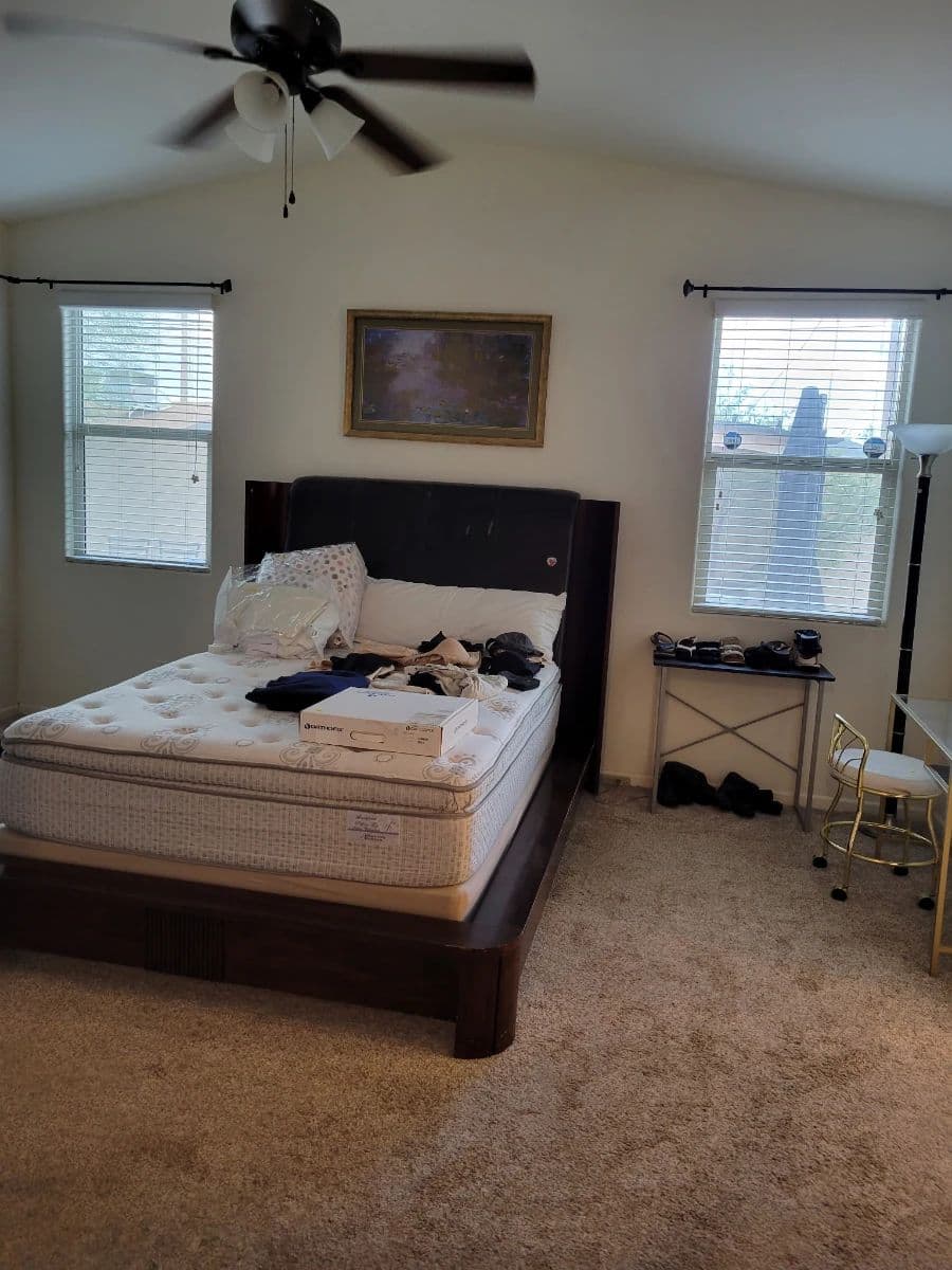 ADORABLE AND PRISTINE HOME WITH DESIGNER HANDBAGS AND MORE IN PHOENIX THIS WEEKEND!! photo 8