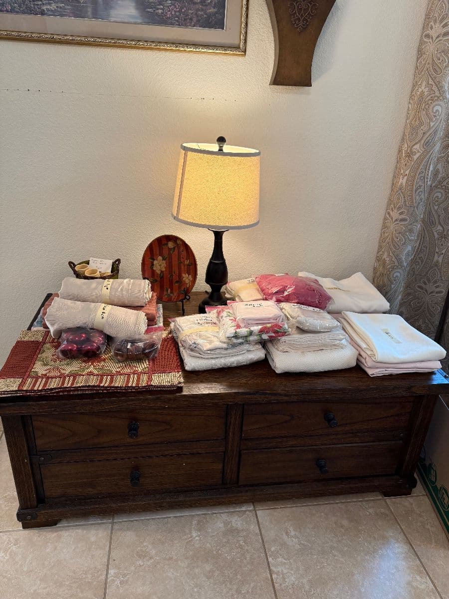 Halloween Weekend Sale * Prairie Pearls Estate Sales photo 1