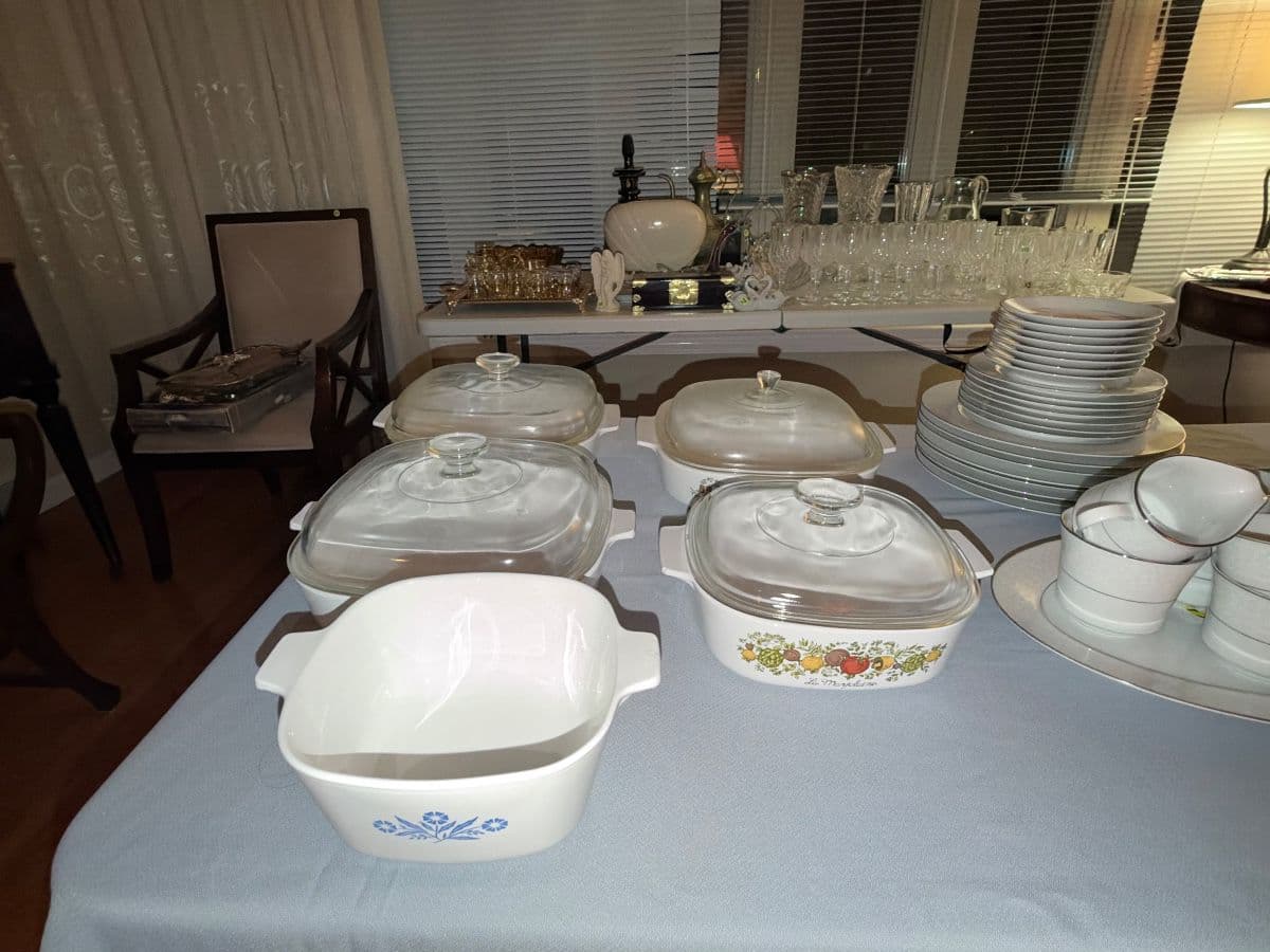 West Ridge Chicago Estate Sale – Vintage Treasures, Fine China, Crystal & Quality Furniture! photo 2
