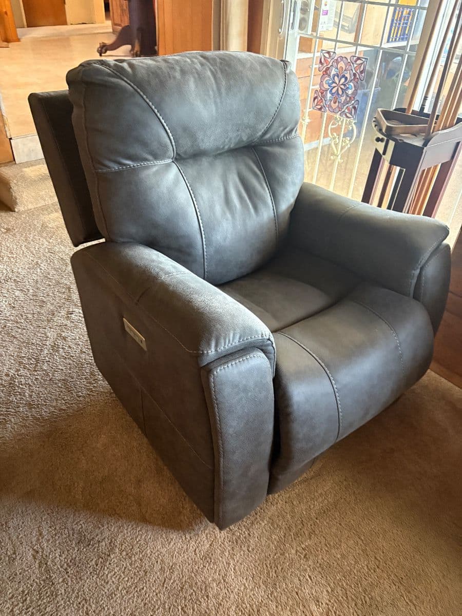 North Chula Estate Liquidation Sale photo 11
