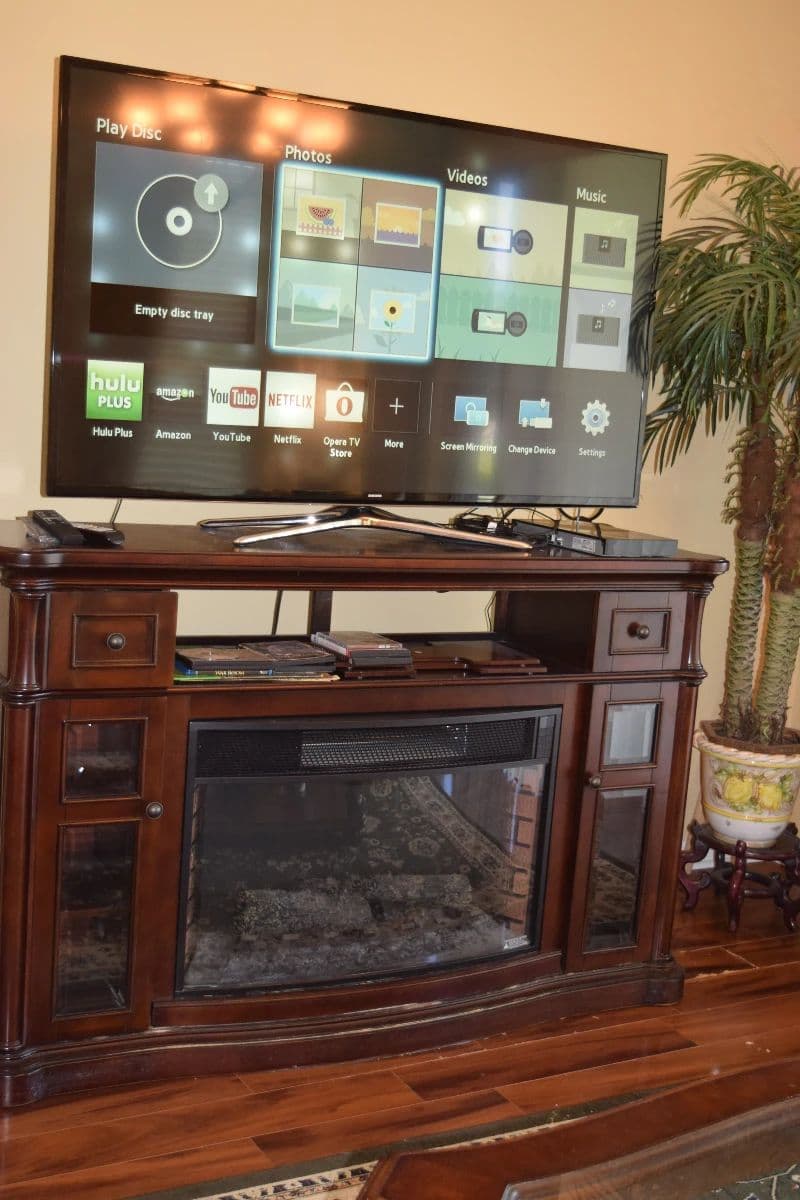 Incredible Estate Sale In FishHawk Lakes photo 8