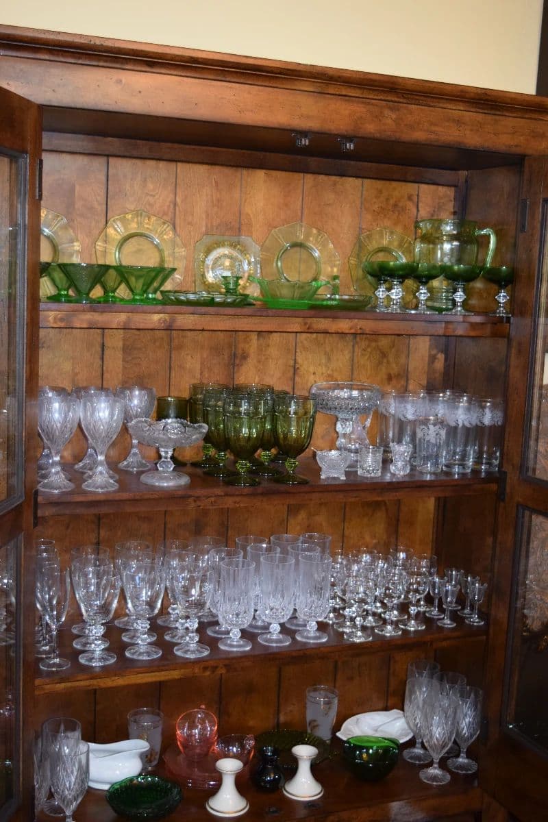 Incredible Estate Sale In FishHawk Lakes photo 1