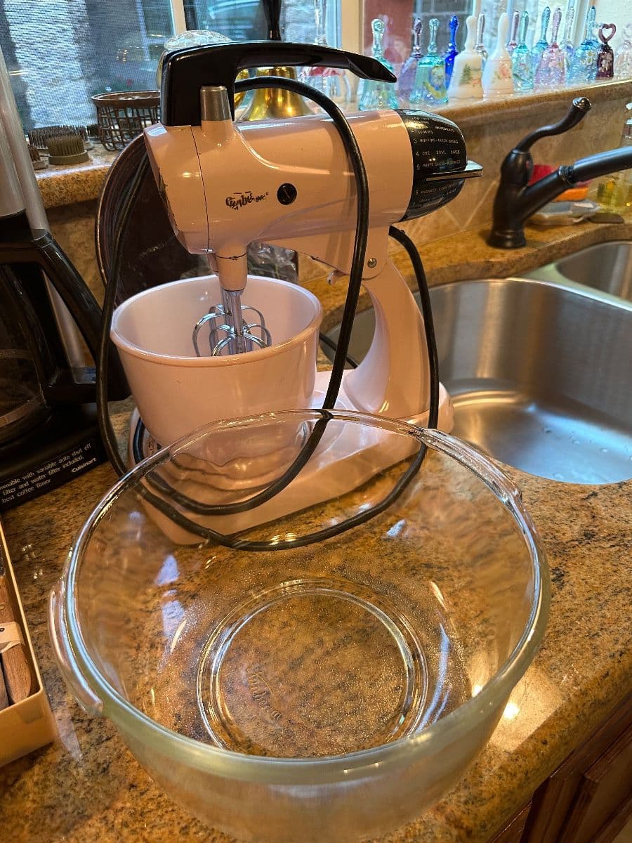 Huge Two House Estate Sale photo 11