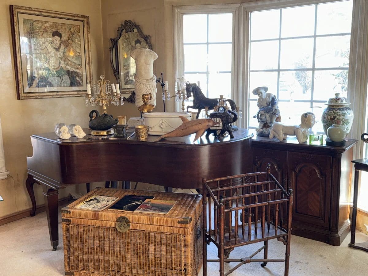 Gilded Worlds & Timeless Treasures photo 1
