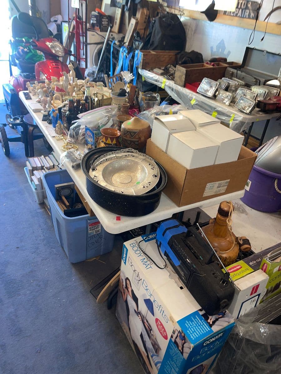 LAST MINUTE! 2 DAY! FRI/SAT BAG SALE/MAGNIFICENT MILFORD BARN ESTATE SALE photo 5
