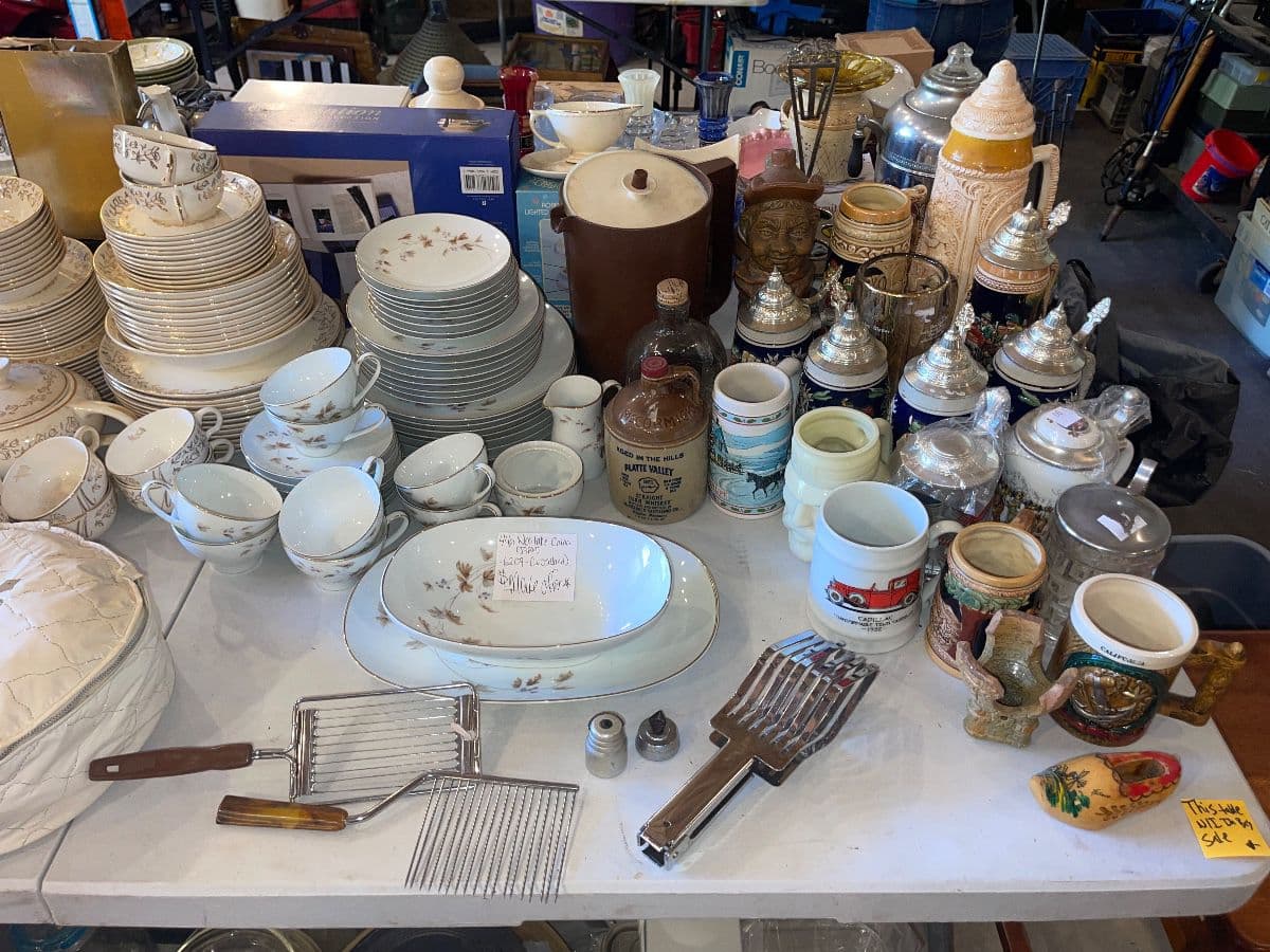 LAST MINUTE! 2 DAY! FRI/SAT BAG SALE/MAGNIFICENT MILFORD BARN ESTATE SALE photo 2