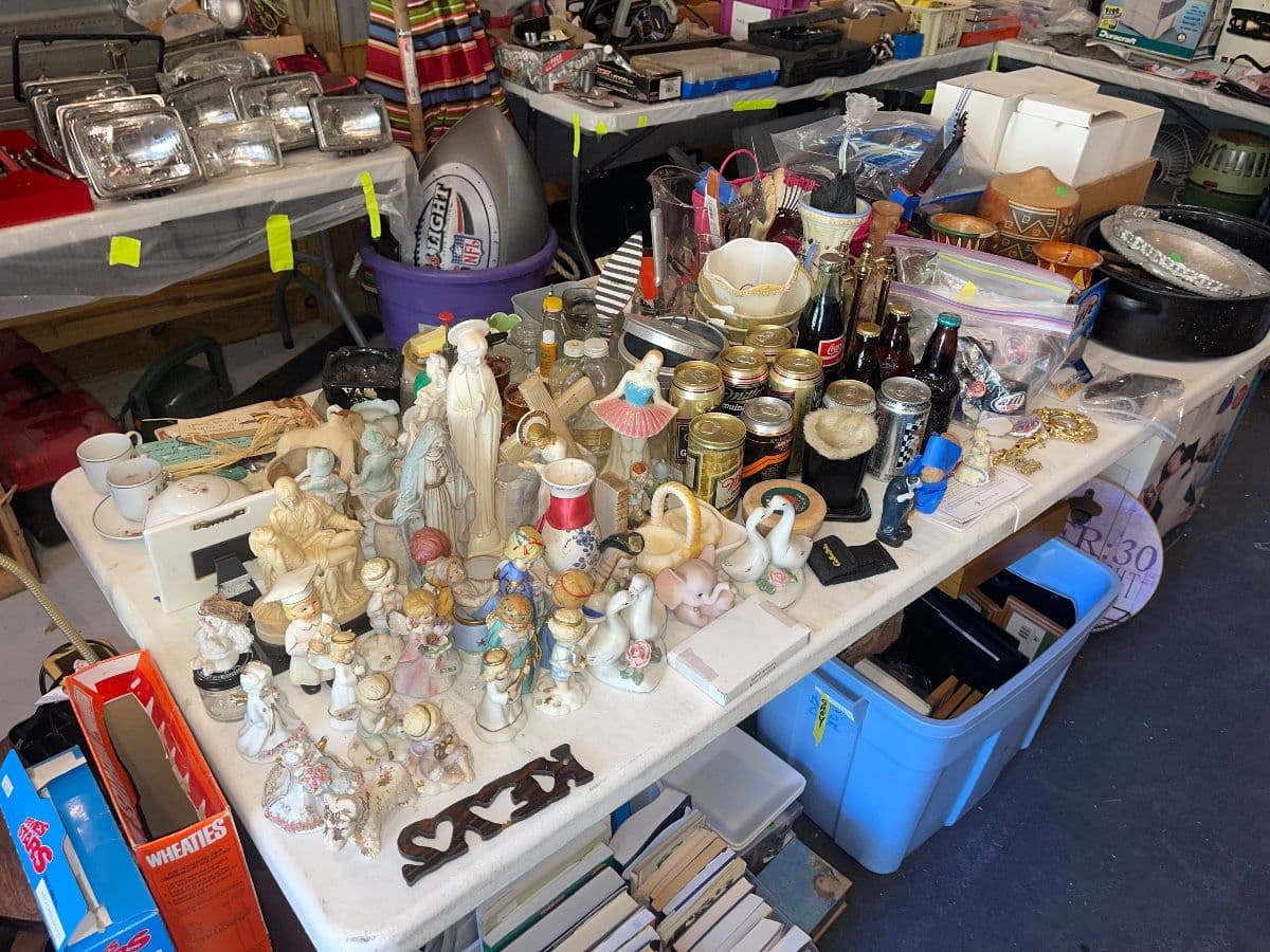 LAST MINUTE! 2 DAY! FRI/SAT BAG SALE/MAGNIFICENT MILFORD BARN ESTATE SALE photo 8