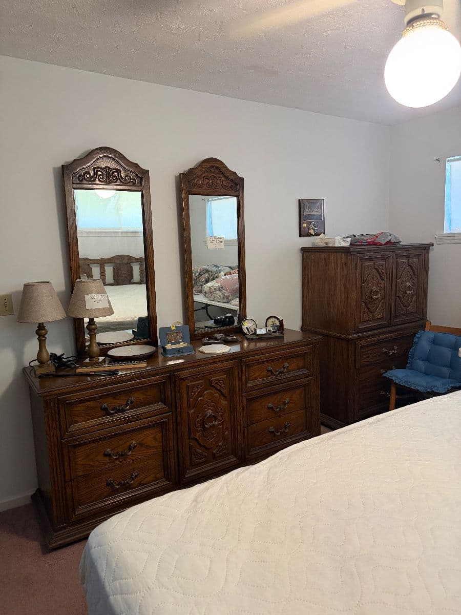Johnson Estate Sale photo 10