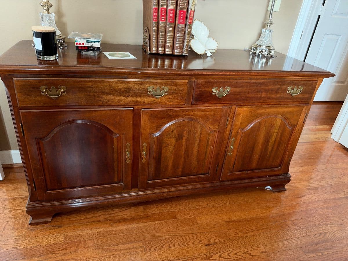 Beautiful Antiques in Bellevue! photo 5