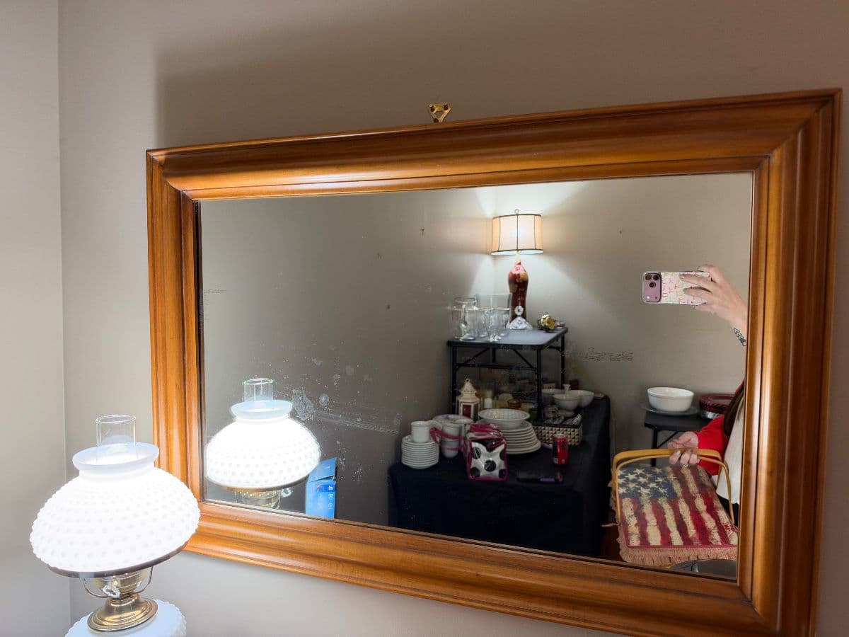 Beautiful Antiques in Bellevue! photo 3