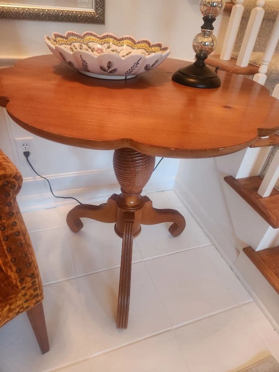 Blue Moon Sylvania Sale! Beautiful Home in Sleepy Hollow, Furniture, Decor, Garage Items And More! photo 6
