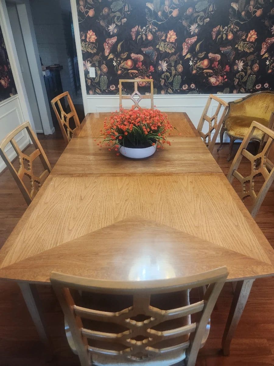 Blue Moon Sylvania Sale! Beautiful Home in Sleepy Hollow, Furniture, Decor, Garage Items And More! photo 2